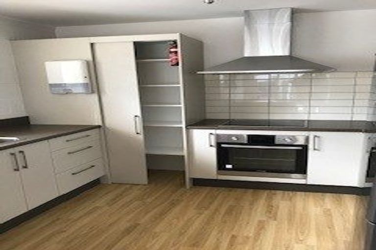 Photo of property in 56 Somerset Crescent, Spreydon, Christchurch, 8024