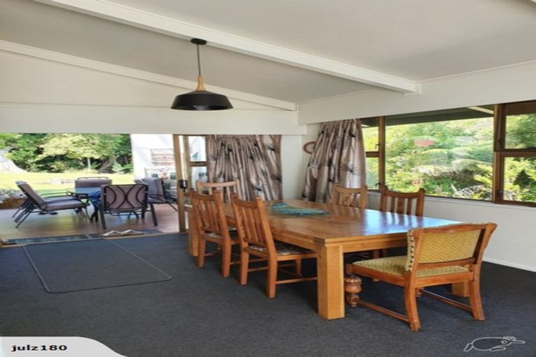 Photo of property in 30 Driving Creek Road, Coromandel, 3506