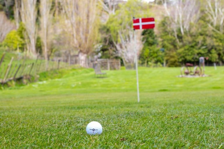 Photo of property in 33 Durie Vale Road, Durie Hill, Whanganui, 4500