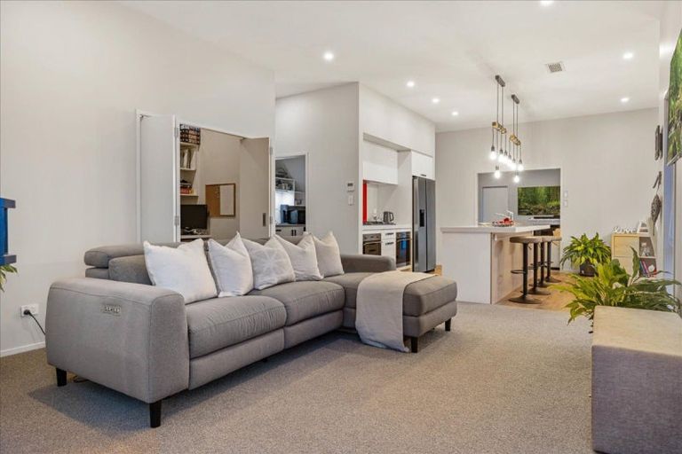 Photo of property in 11 Kissling Terrace, Pyes Pa, Tauranga, 3112