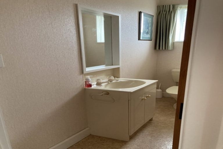 Photo of property in 120 Centaurus Road, Huntsbury, Christchurch, 8022