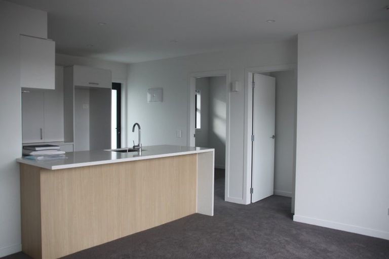 Photo of property in 1/764 Beach Road, Browns Bay, Auckland, 0630