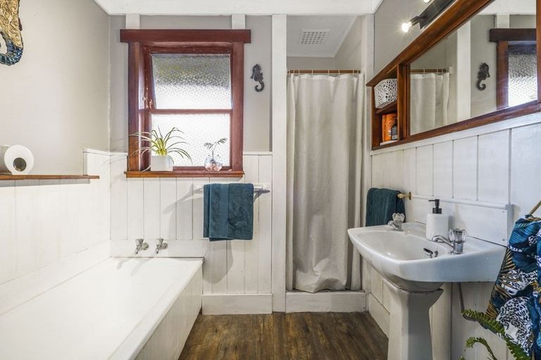 Photo of property in 19 Macdonald Road, Glenview, Hamilton, 3206