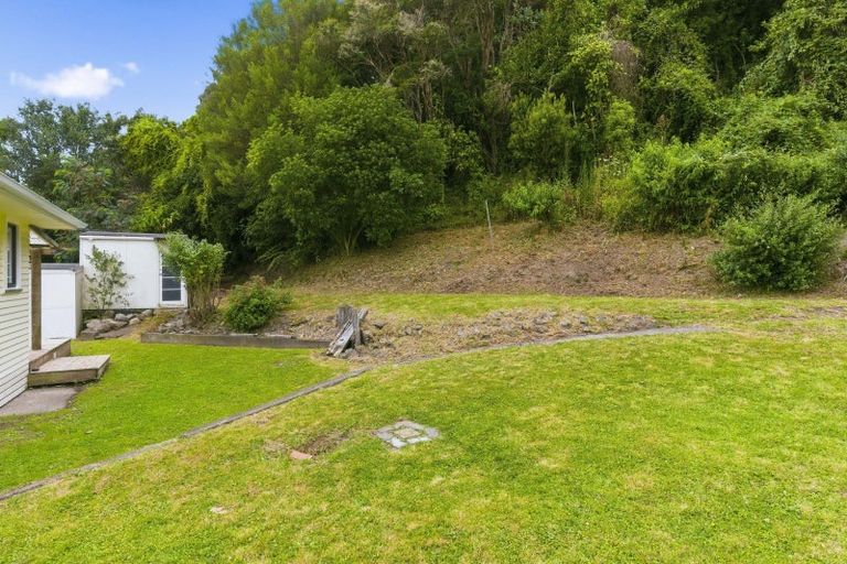 Photo of property in 52 Ruahine Street, Paraparaumu, 5032