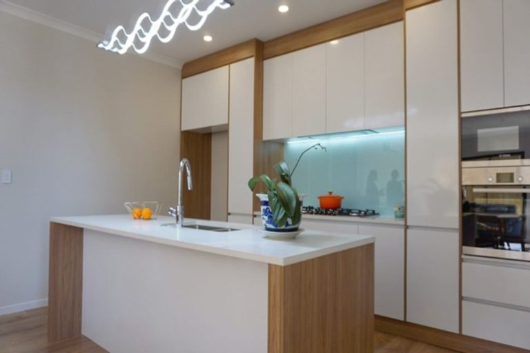 Photo of property in 17 Mcquoids Road, Flat Bush, Auckland, 2019