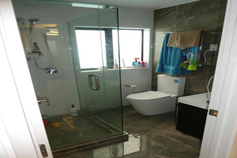 Photo of property in 39a Keegan Drive, Massey, Auckland, 0614