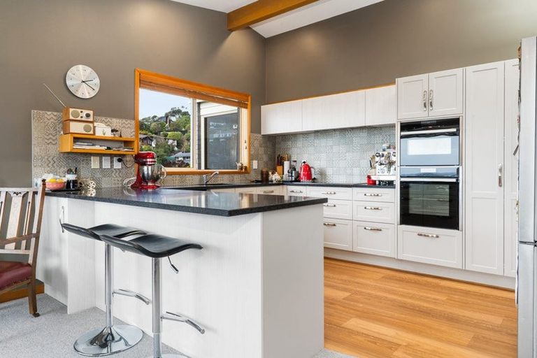 Photo of property in 63 Cannon Hill Crescent, Mount Pleasant, Christchurch, 8081