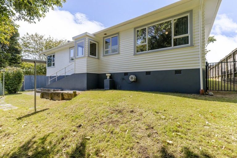 Photo of property in 136a Seaview Road, Westown, New Plymouth, 4310