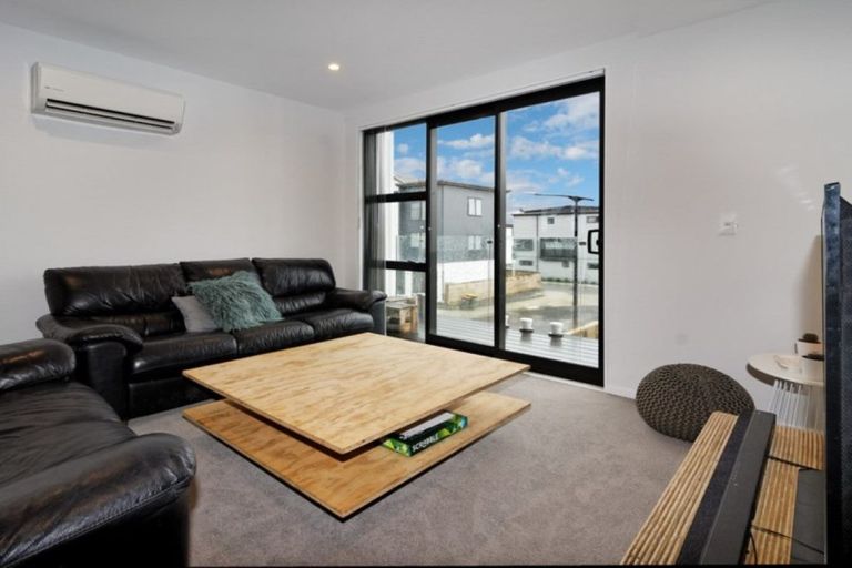 Photo of property in 19 Settlers Avenue, Hobsonville, Auckland, 0618