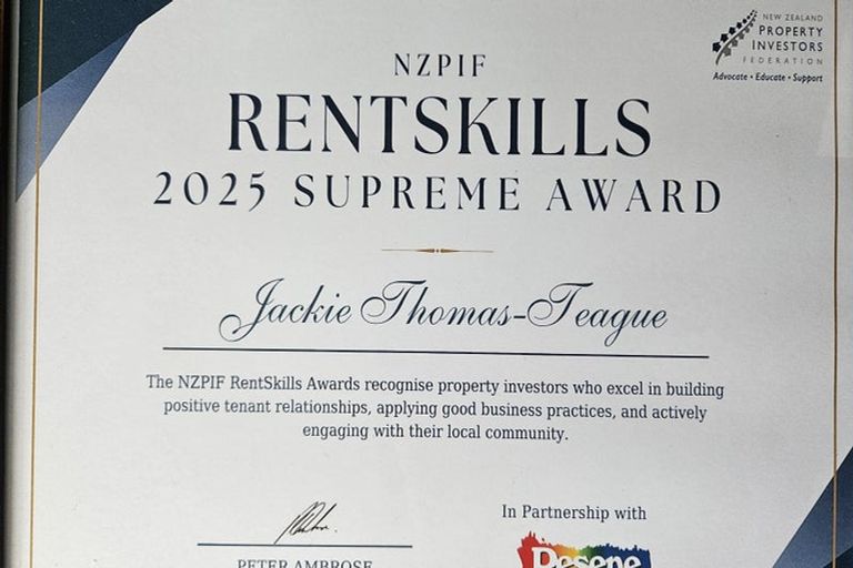 Photo of property in 5 Massey Street, Tawa, Wellington, 5028