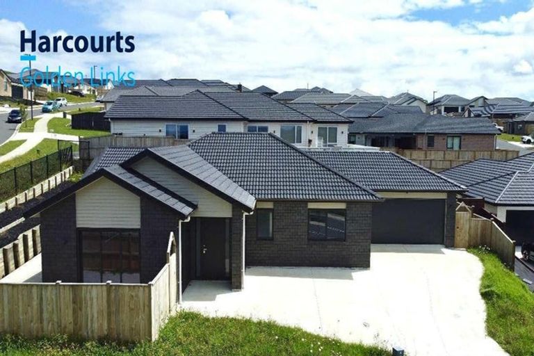 Photo of property in 15 Piedmonte Avenue, Pokeno, 2402