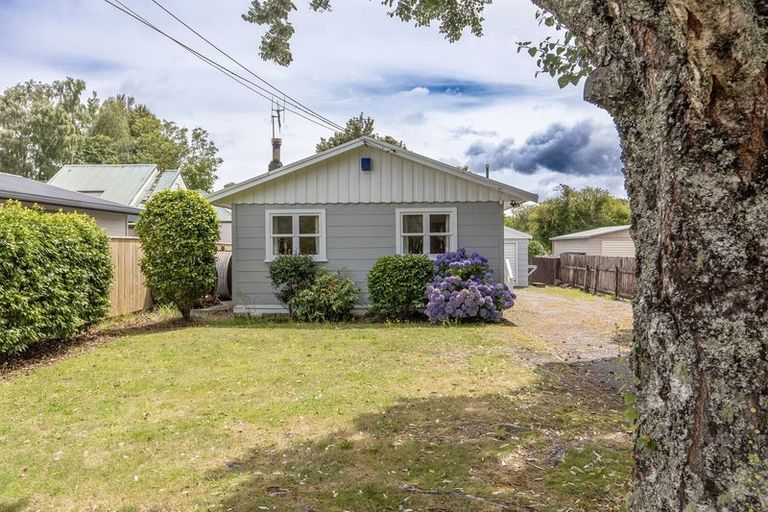 Photo of property in 11 Kutai Street, Turangi, 3334