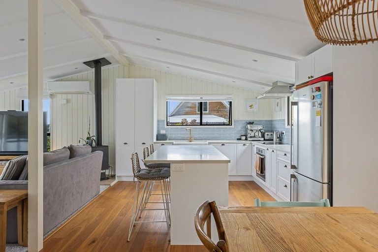 Photo of property in 50 Swann Beach Road, Stanmore Bay, Whangaparaoa, 0932