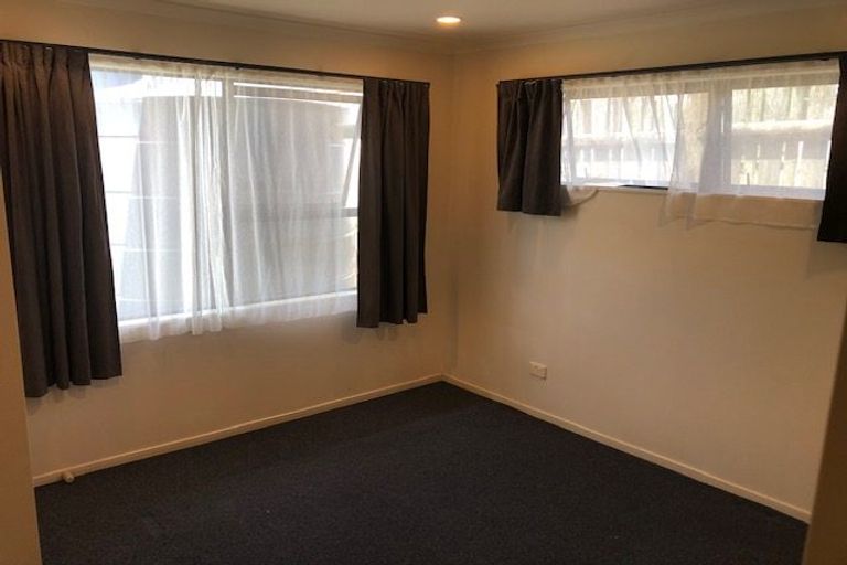 Photo of property in 12 Japonica Drive, Beach Haven, Auckland, 0626