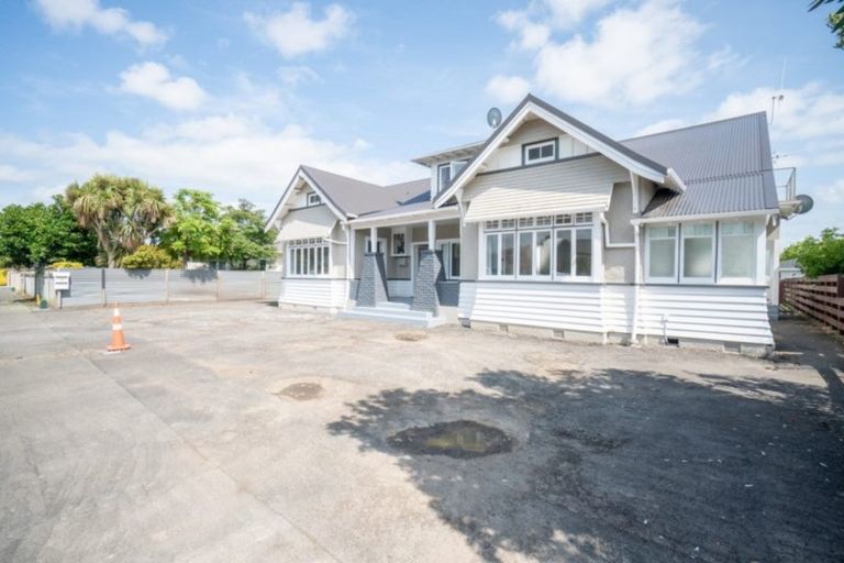Photo of property in 17 Titoki Street, Palmerston North, 4414