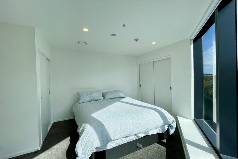 Photo of property in 801/18 Saint Martins Lane, Grafton, Auckland, 1010