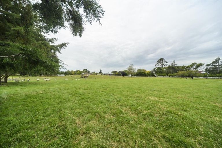 Photo of property in 40 Pukepapa Road, Marton, 4710