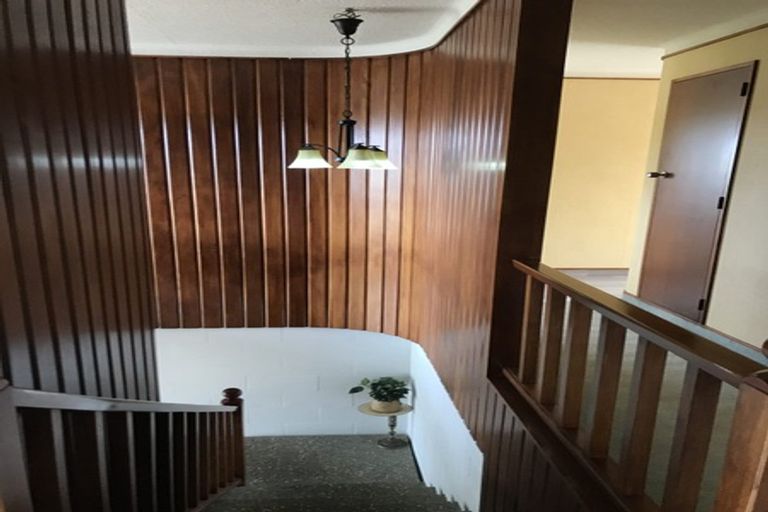 Photo of property in 9 Gilbass Avenue, Hamilton Lake, Hamilton, 3204