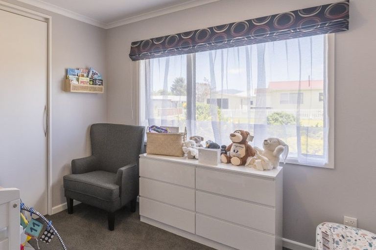 Photo of property in 114a Arawhata Road, Paraparaumu, 5032