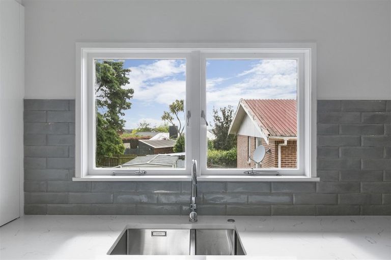 Photo of property in 2/15 Walter Macdonald Street, Howick, Auckland, 2014