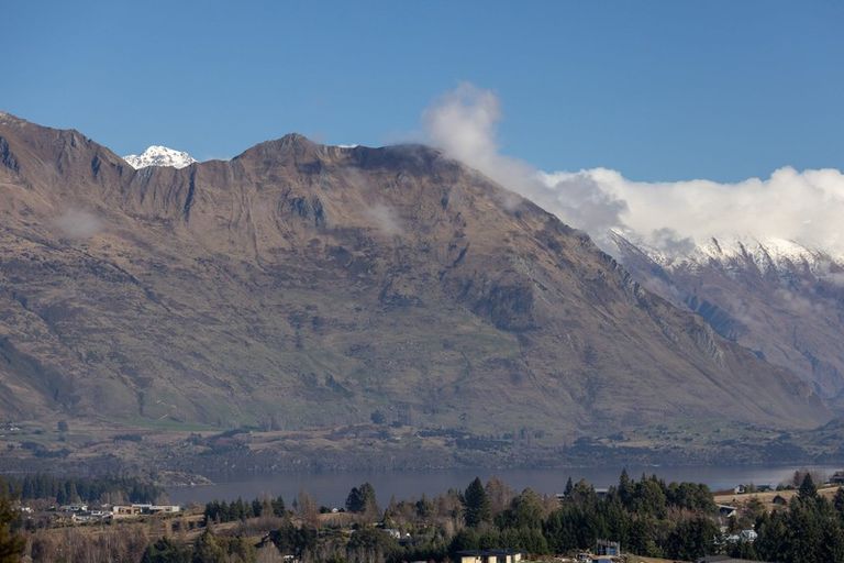 Photo of property in 739 Aubrey Road, Albert Town, Wanaka, 9305