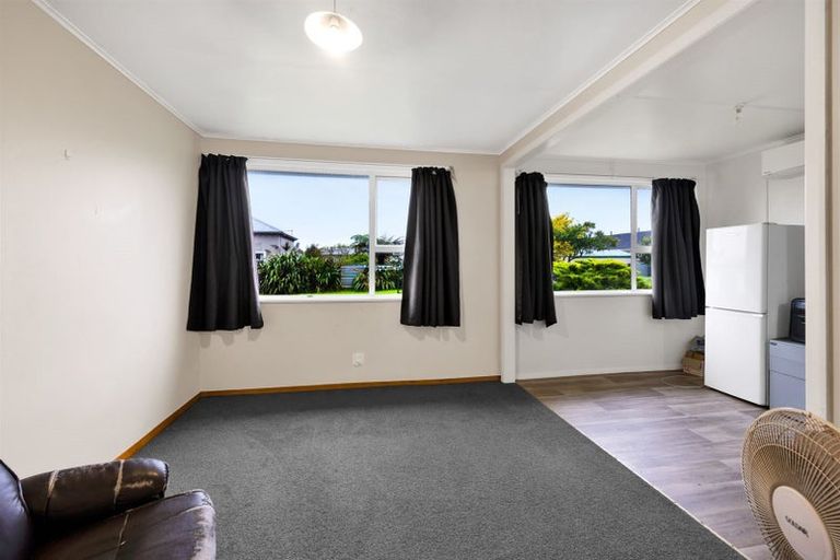 Photo of property in 160 Glover Road, Hawera, 4610