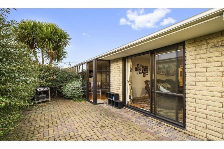 Photo of property in 181 Wilsons Road South, Saint Martins, Christchurch, 8022