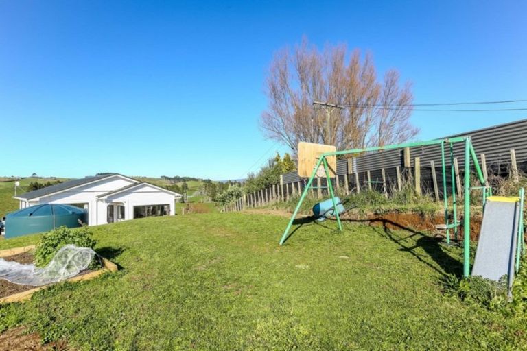 Photo of property in 692 Upland Road, Egmont Village, New Plymouth, 4372