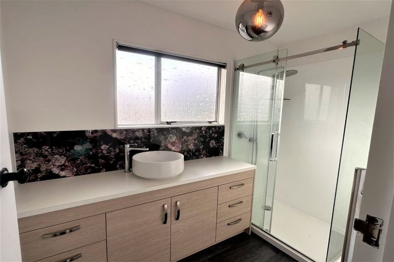 Photo of property in 3 Fleet Street, Glenbrook, Waiuku, 2681