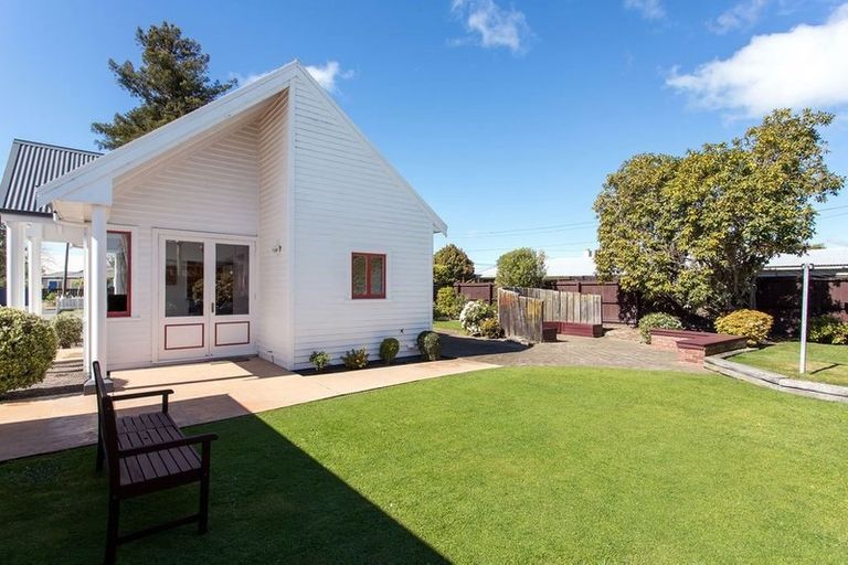 Photo of property in 127 Watford Street, Strowan, Christchurch, 8052