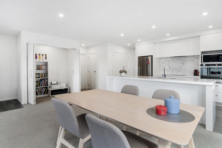 Photo of property in 92 Saint Pauls Drive, Brookfield, Tauranga, 3110