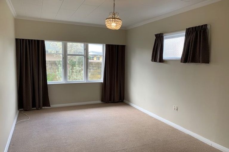 Photo of property in 27 Ake Ake Avenue, Hokowhitu, Palmerston North, 4410