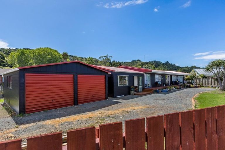 Photo of property in 562 Leigh Road, Whangateau, Warkworth, 0985