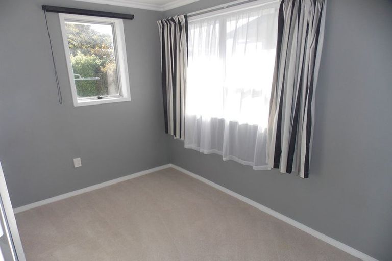 Photo of property in 9 Paradise Place, Milson, Palmerston North, 4414