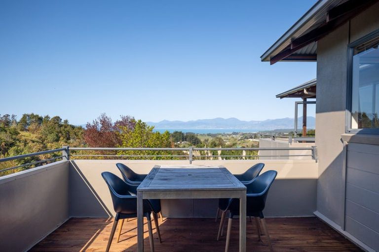 Photo of property in 36 Stagecoach Road, Upper Moutere, 7173