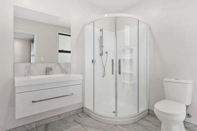 Photo of property in 92 Saint Pauls Drive, Brookfield, Tauranga, 3110