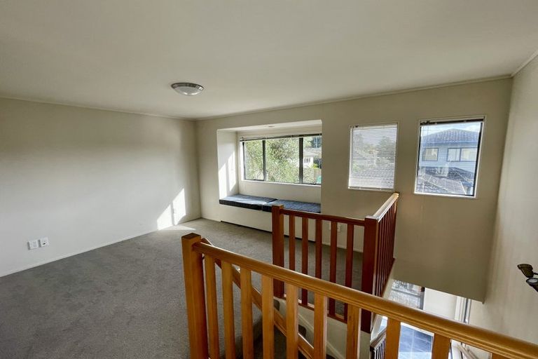 Photo of property in 3/8 Solana Court, Botany Downs, Auckland, 2010