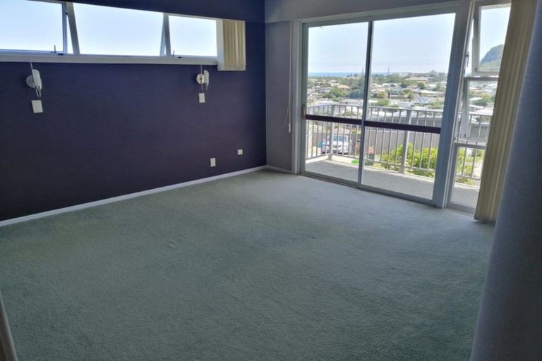 Photo of property in 32 Crownhill Street, Spotswood, New Plymouth, 4310