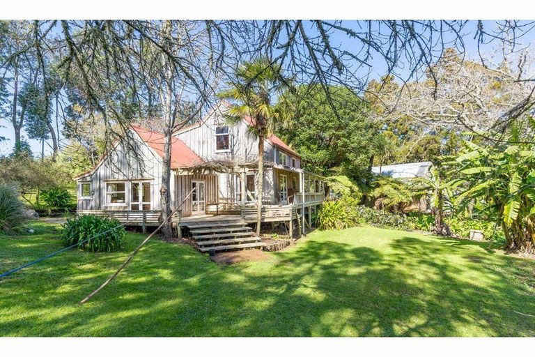 Photo of property in 542 Kerikeri Road, Kerikeri, 0293