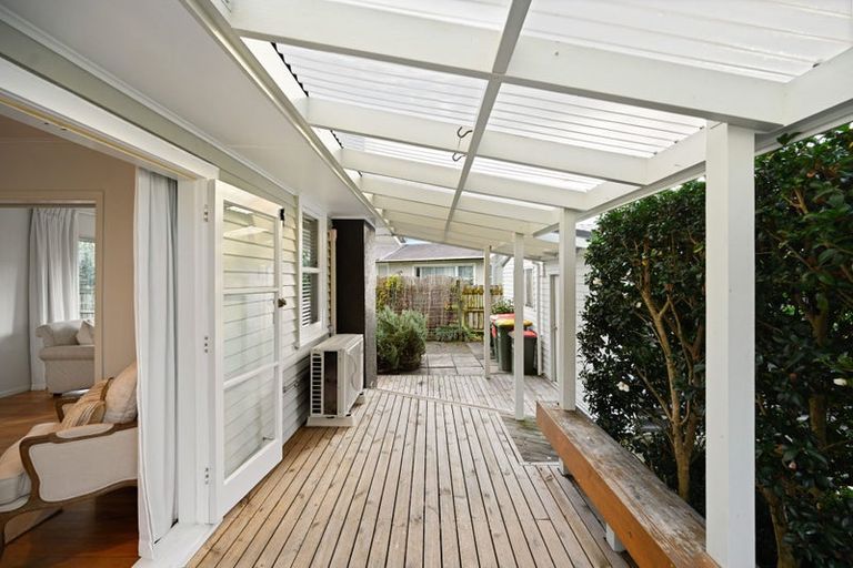 Photo of property in 64 Aurora Terrace, Hillcrest, Hamilton, 3216