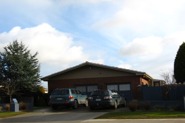 Photo of property in 98 Gladstone Terrace, Gladstone, Invercargill, 9810