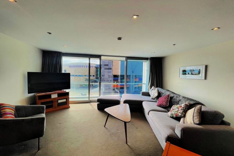Photo of property in Portal Apartments, 4b/42 Cable Street, Te Aro, Wellington, 6011