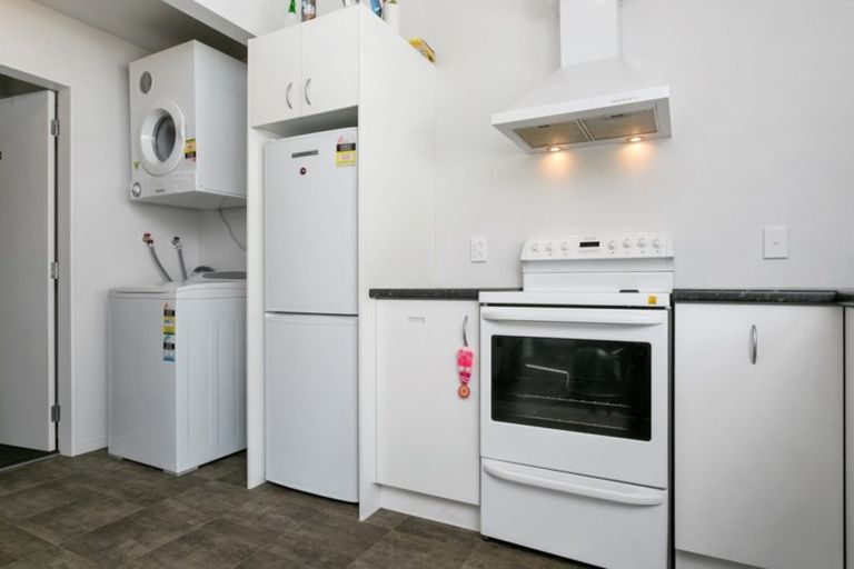 Photo of property in 2/7 Snead Place, Hamilton East, Hamilton, 3216