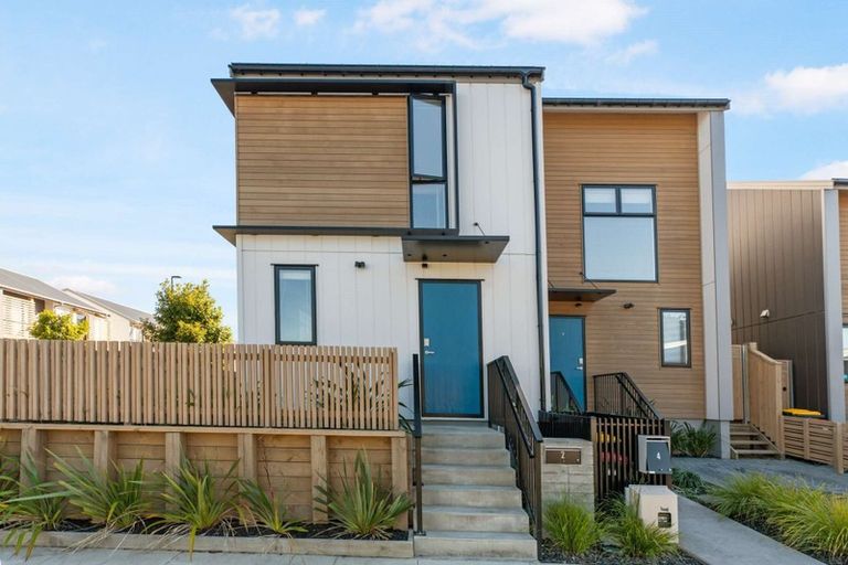 Photo of property in 2 Awamarino Way, Westgate, Auckland, 0614