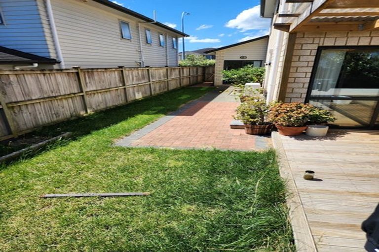 Photo of property in 121 Flat Bush School Road, Flat Bush, Auckland, 2019