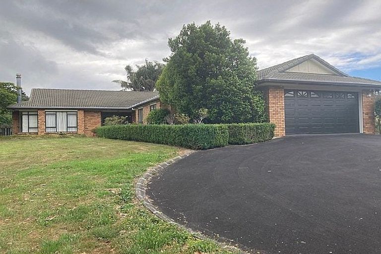 Photo of property in 98 Shakespeare Road, Waiuku, 2681