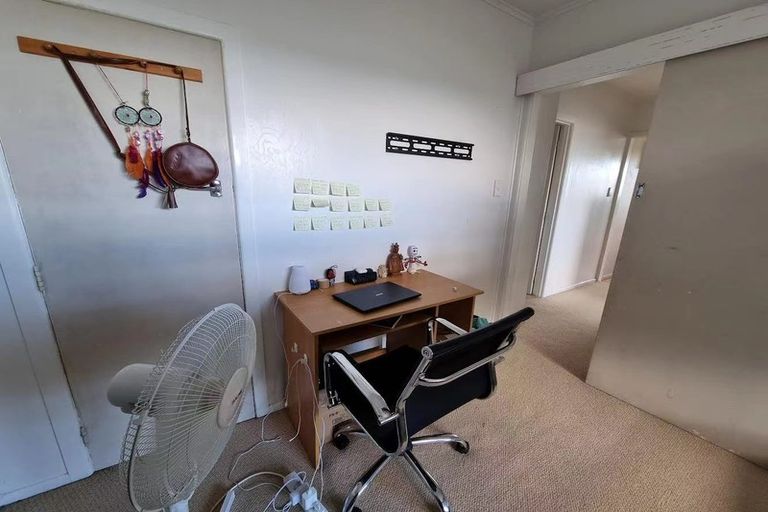 Photo of property in 1/7 Evelyn Place, Hillcrest, Auckland, 0627