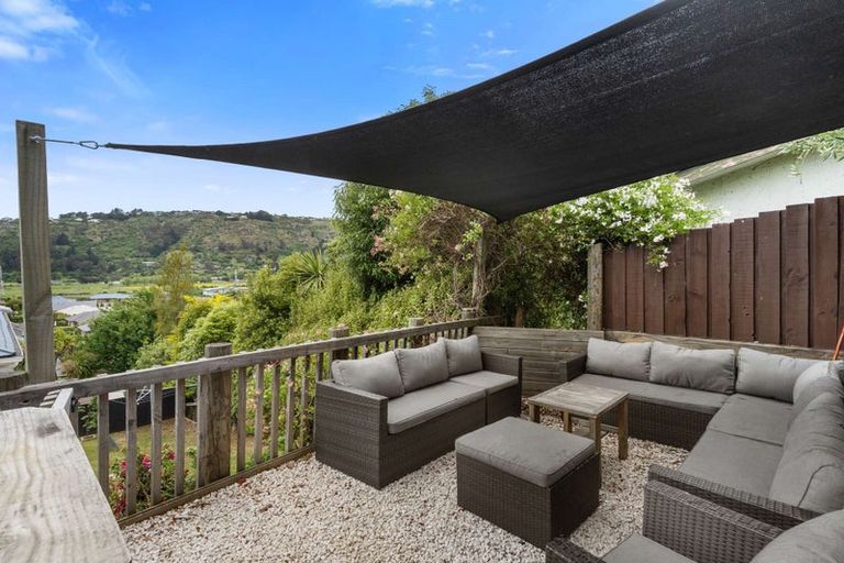 Photo of property in 111 Port Hills Road, Heathcote Valley, Christchurch, 8022