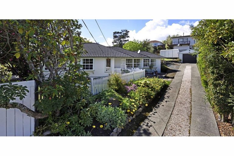 Photo of property in 35 The Ridgeway, Enner Glynn, Nelson, 7011