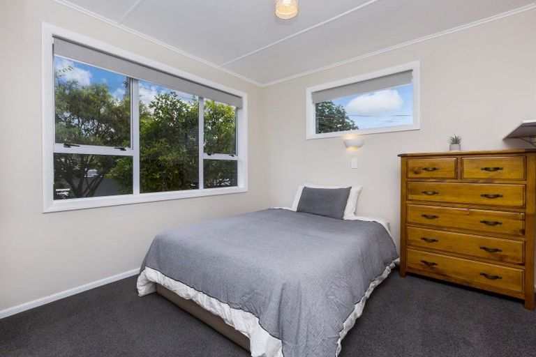 Photo of property in 77 Shakespeare Avenue, Trentham, Upper Hutt, 5018